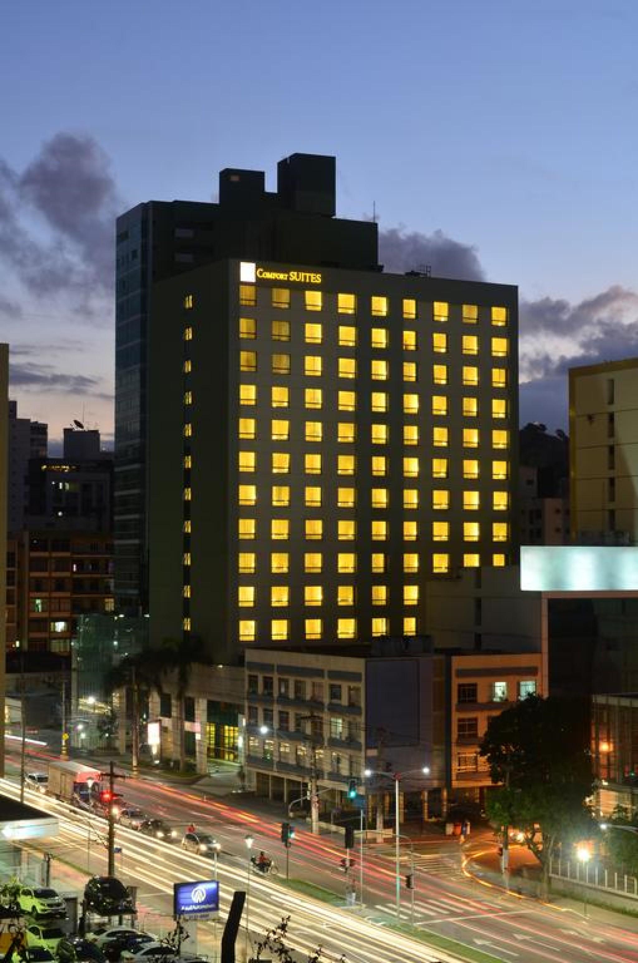 Comfort Suites Vitoria Exterior photo